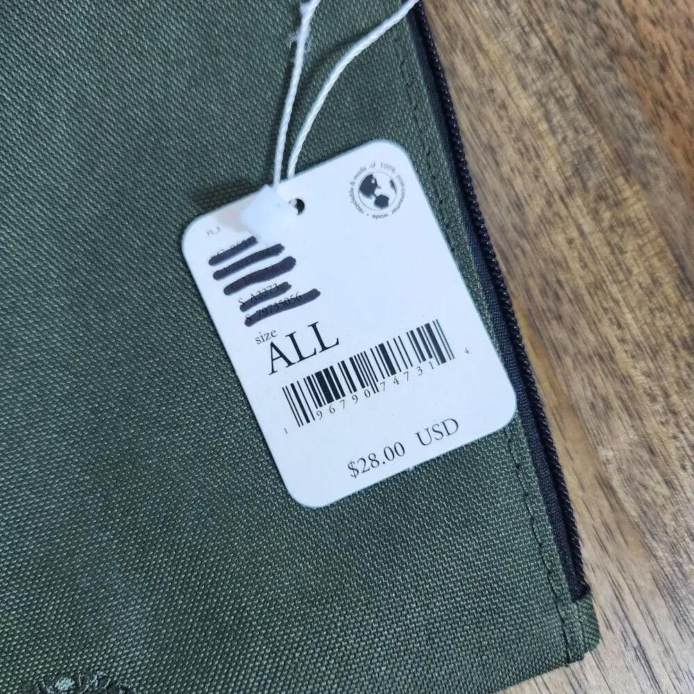 Free People Movement Green Phone Sling NWT FP Movement Green Phone Case